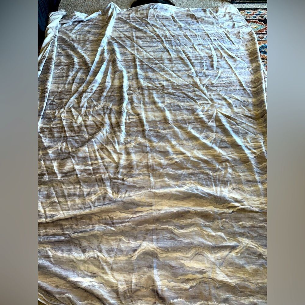 DILLARDS LUXURY HOTEL KING SIZE DUVET SET